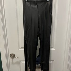 Zara - Faux leather black pleated skinny pants with zip up ankles and side zip